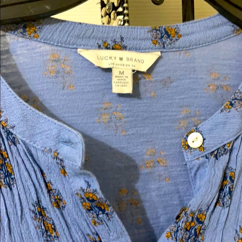 Lucky Brand Medium size shirt - Picture 2 of 3